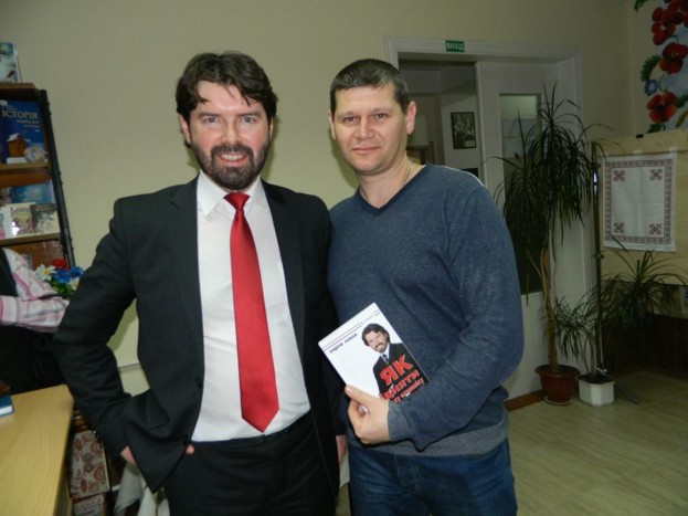 15280944_1324389790939789_1141138100_n