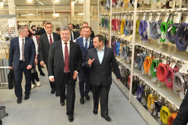 За темпами вироблення продукції промисловим комплексом Тернопільщина займає 5 місце в Україні. У нинішньому році виробництво продукції галузі зросло майже на 8%, а обсяг її реалізації – на 27,6% та склав 9,9 млрд. грн.
