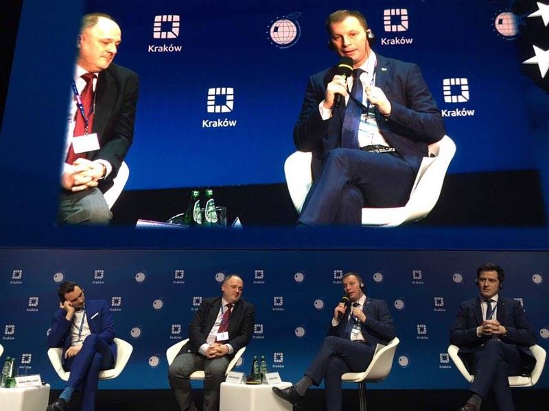 ^AFD05F8573A9A505E9186F83182C52C8CBDD2DD47BBAF52DB3^pimgpsh_fullsize_distr