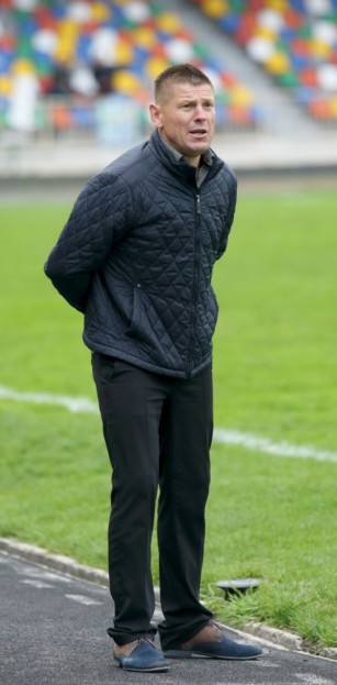 ^7847F6E9370A8AB1A1F879404A99B91AC6ADF3FBD3E1497F94^pimgpsh_fullsize_distr