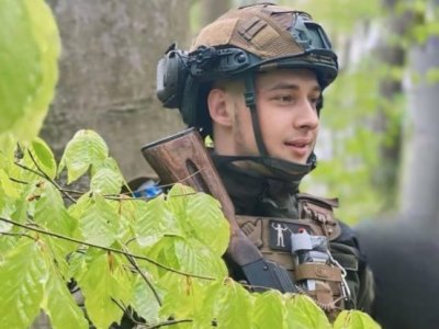 доброволець