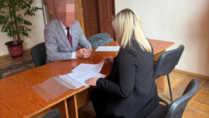 На Тернопільщині викрито зловживання директора коледжу на 2,5 млн грн
