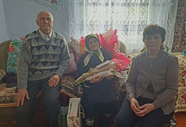 Сьогодні 100-й ювілей відзначає колишня членкиня ОУН- УПА з ...