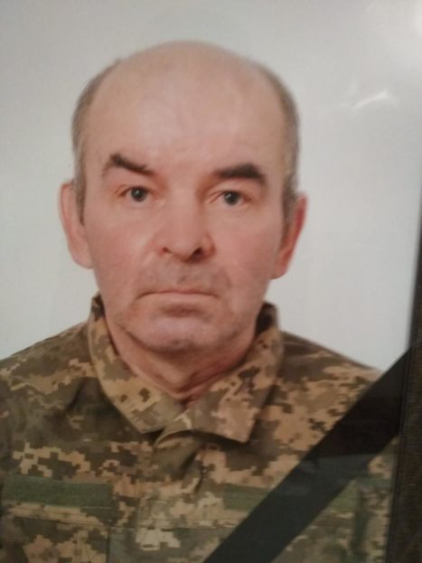 Під час лікування  помер Михайло Холодняк