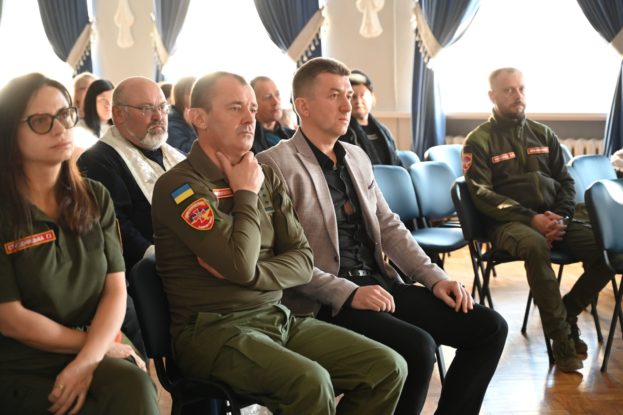 кулони-обереги