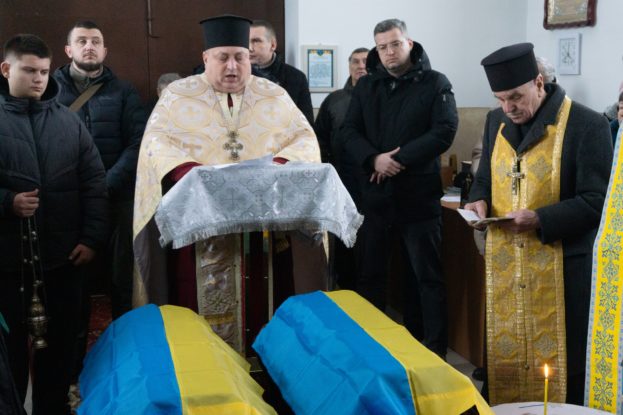 На Кременеччині перепоховали останки двох воїнів УПА, загиблих у бою з НКВС