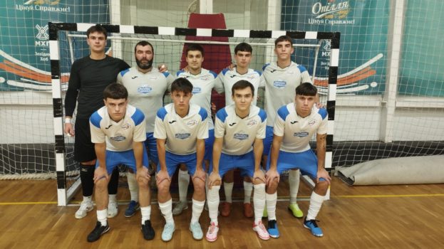 Вища Тернопільська футзальна ліга: фаворити виходять у лідери, а Царюк очолює список бомбардирів