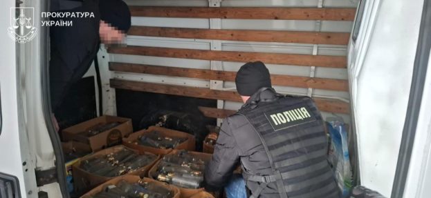 У селі Петриків працювала підпільна фабрика з виготовлення горілчаних виробів