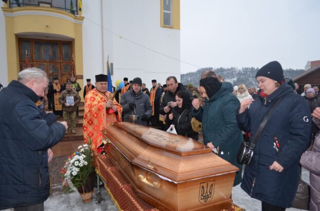 Загинув у бою за Україну: Тернопільщина зустріла загиблого Героя