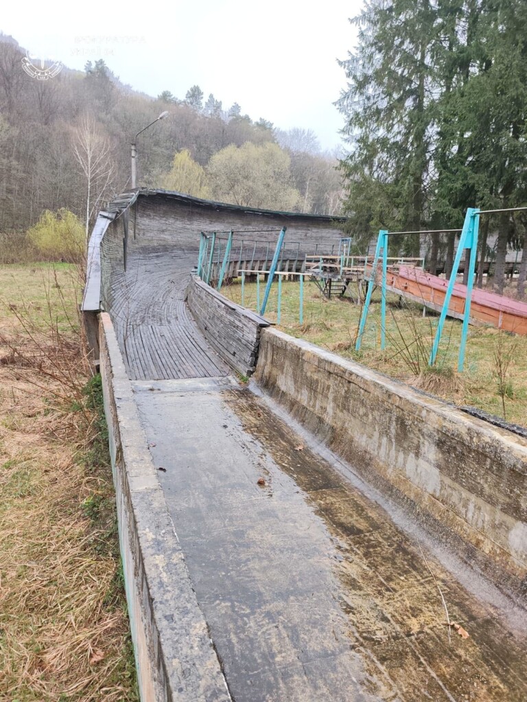 Трагедія на Кременеччині: директору школи оголосили підозру