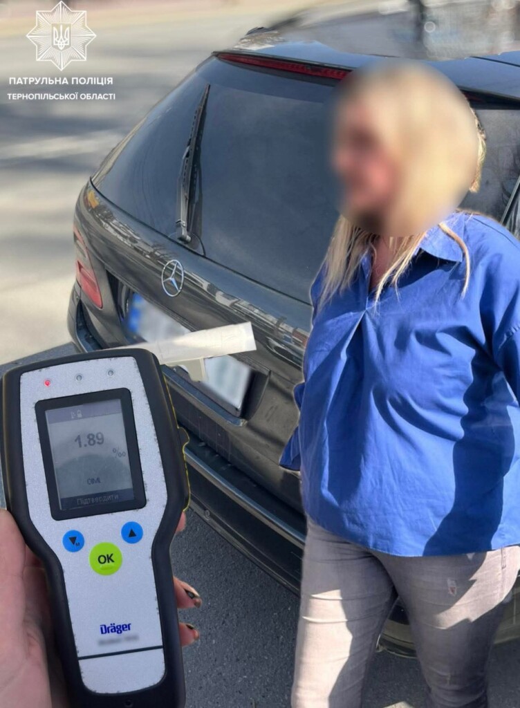 У Тернополі п’яна водійка спричинила ДТП та втекла місце аварії