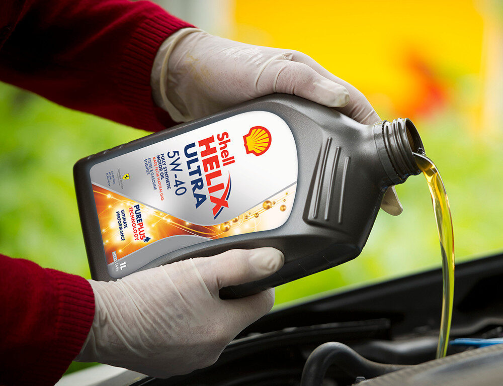 Вибираємо моторну оливу: огляд новинок від Shell