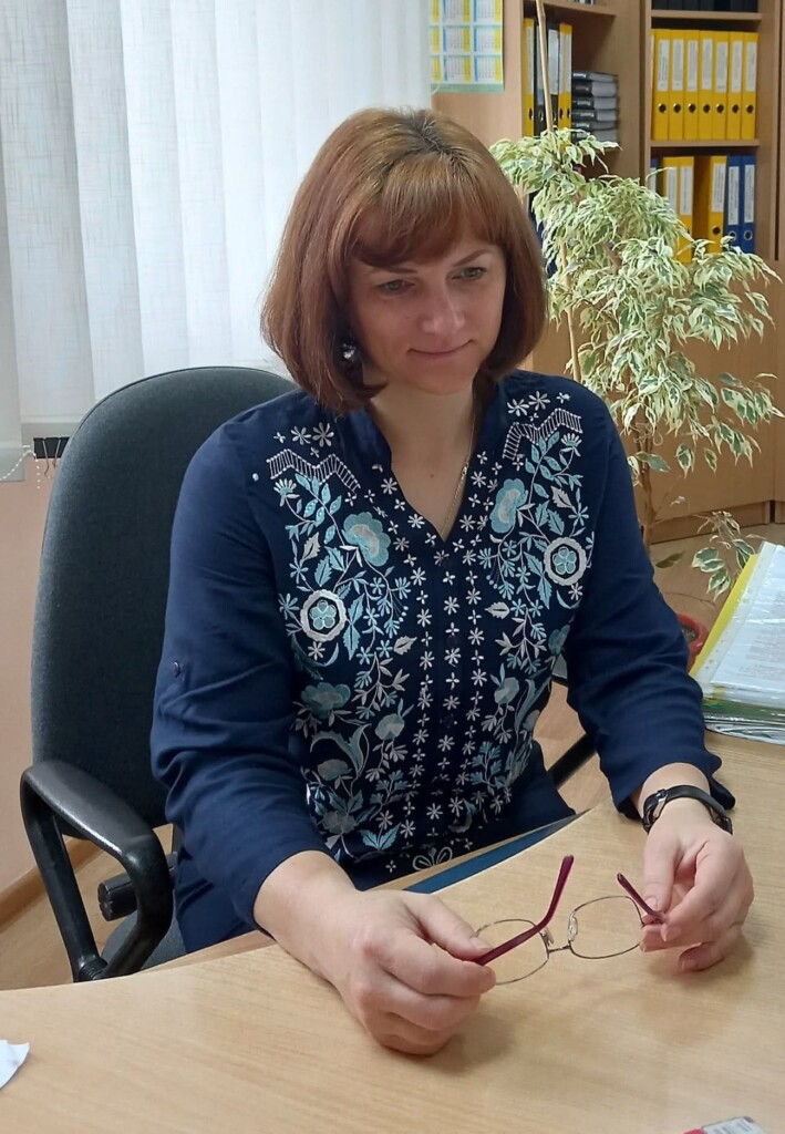 померла