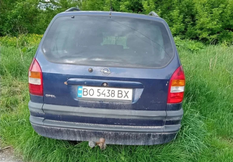 покинуті авто
