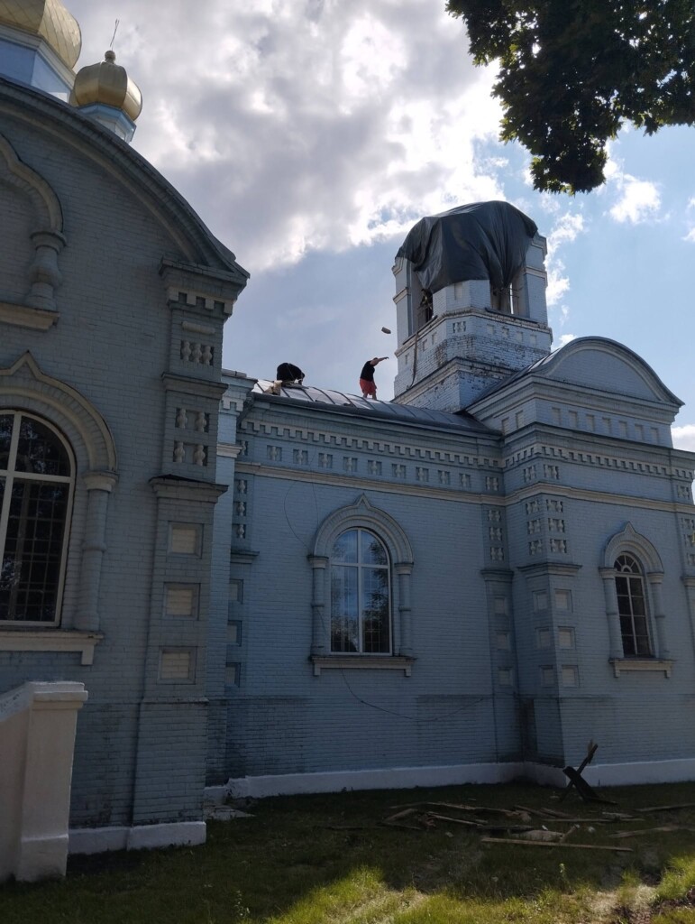 Історична святиня потребує порятунку: буревій серйозно пошкодив храм на Шумщині
