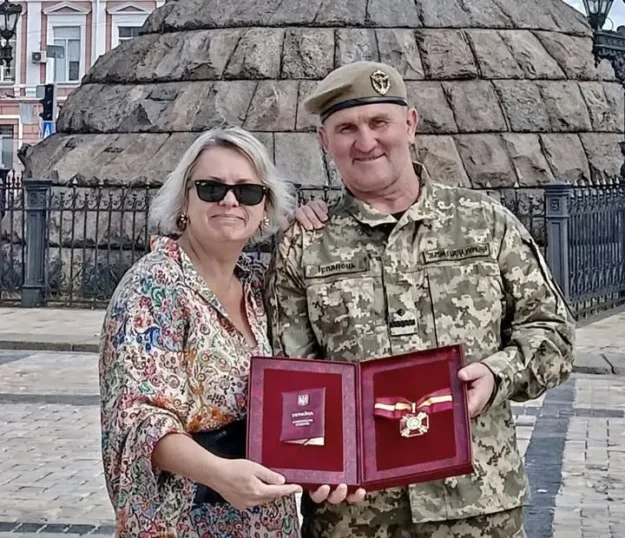 Зеленський нагородив військового з Тернопільщини орденом Богдана Хмельницького