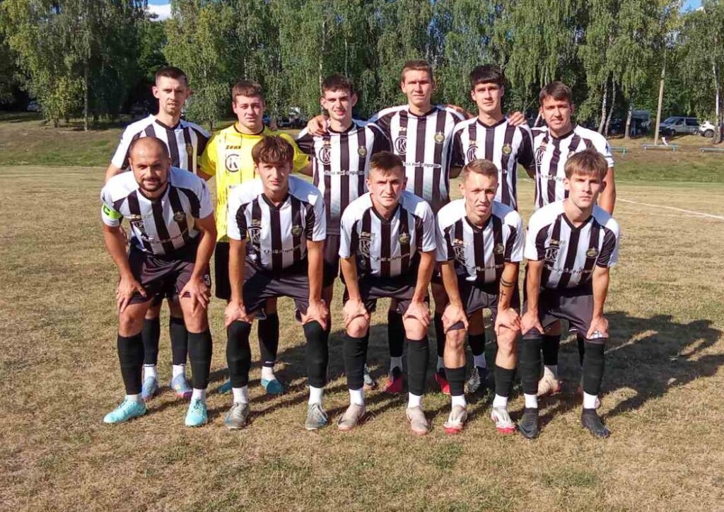 Перша футбольна ліга Тернопільщини: борщівське дербі з трьома автоголами та одноосібне лідерство команди з Гусятинщини
