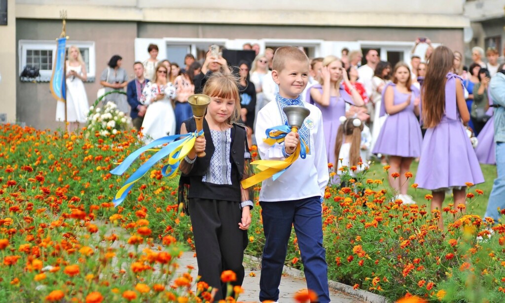 Скільки першокласників сядуть за шкільні парти у Чортківській громаді