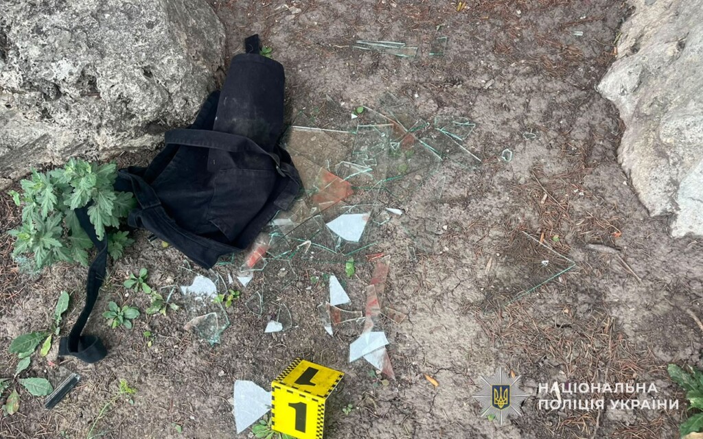 Розбив вікно і виніс 50 тисяч: на Тернопільщині затримали крадія, який обікрав кафе