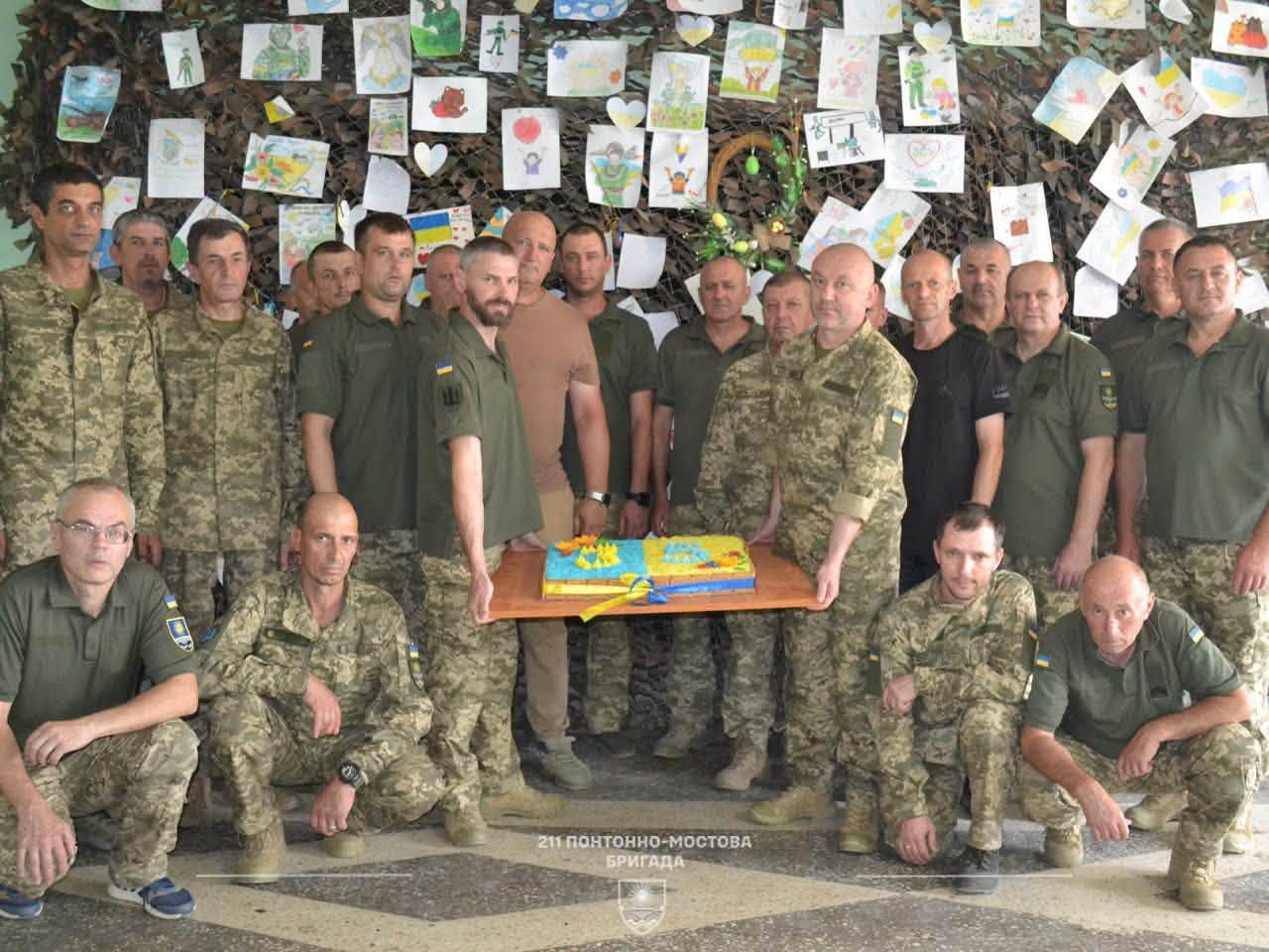 Ліцеїсти з Гусятинщини долучилися до кулінарної ініціативи «Пиріг Перемоги»