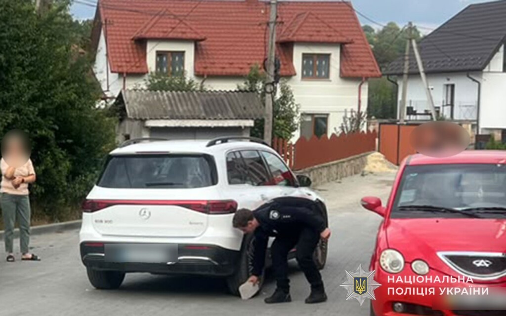 Серйозна ДТП у Теребовлі: Mercedes збив 42-річну жінку